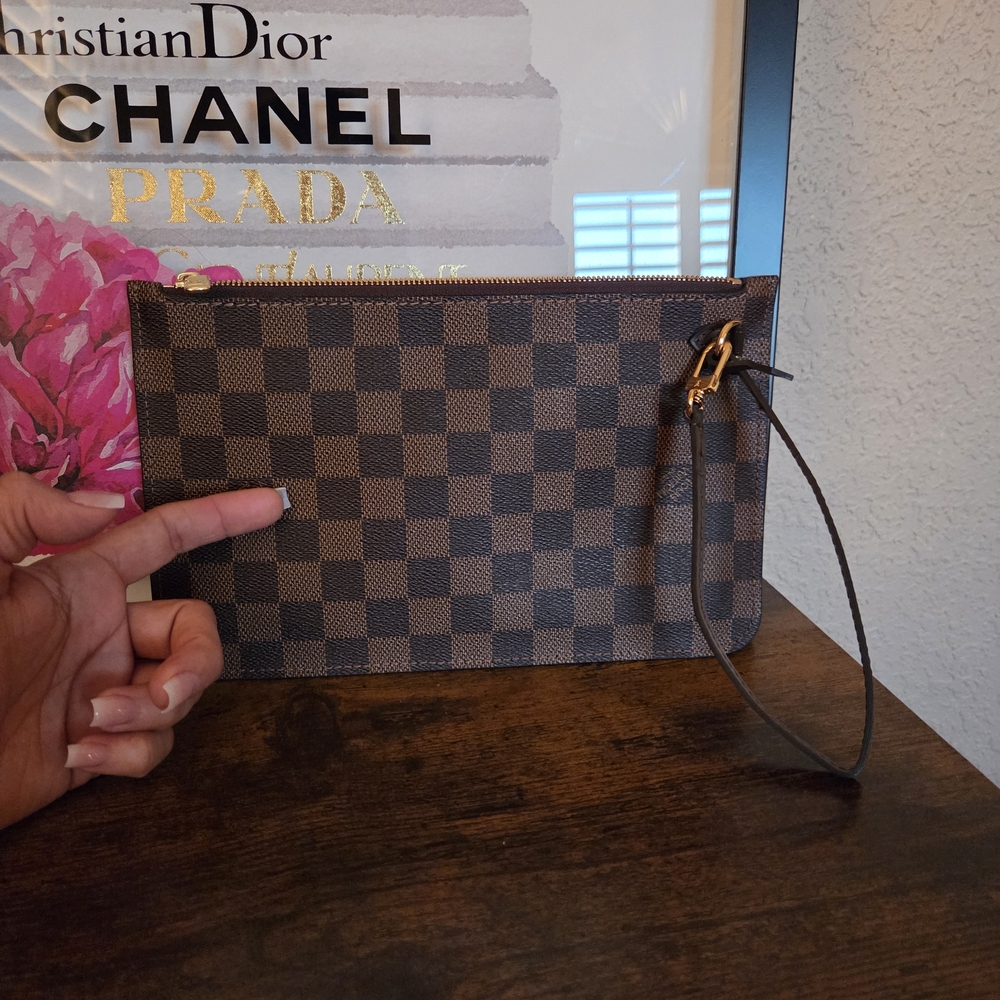 Checkered Brown Wristlet